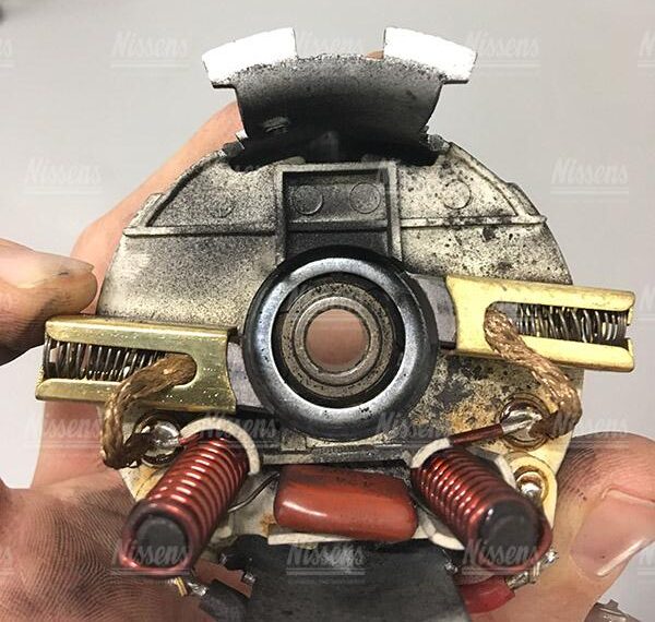 Autopos - Problemas En Ventilador Interior Y Calefactor, Claves En El Sistema Hvac: Las Causas Principales 5 Autopos - 600 Px Wear Of Carbon E1666250377158